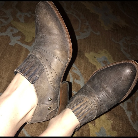 Matisse Shoes - Matisse Western Booties - Size 6.5